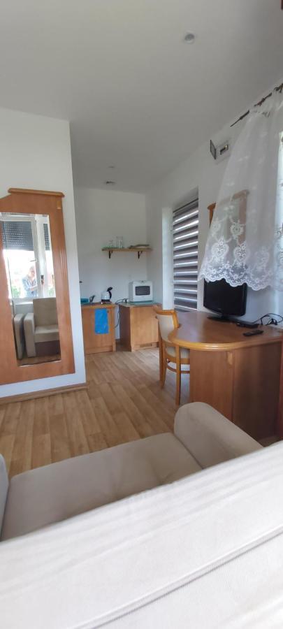 Willa Wieniotowo Apartamenty Przy Lesie I Plazy Ap Am Wald Und Strand Ustronie Morskie Extérieur photo